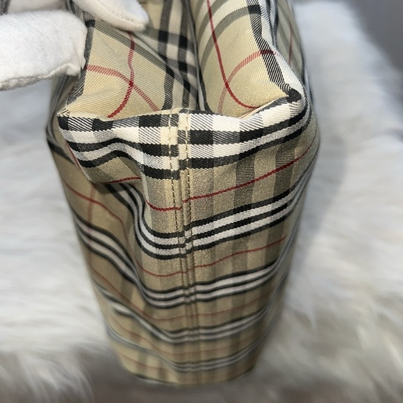 Burberry Totes Bag - Picture 6 of 10